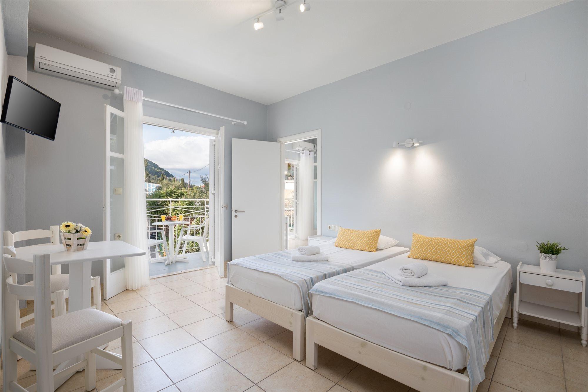 Bella Vista Beach Hotel And Studios Μπενίτσες Εξωτερικό φωτογραφία
