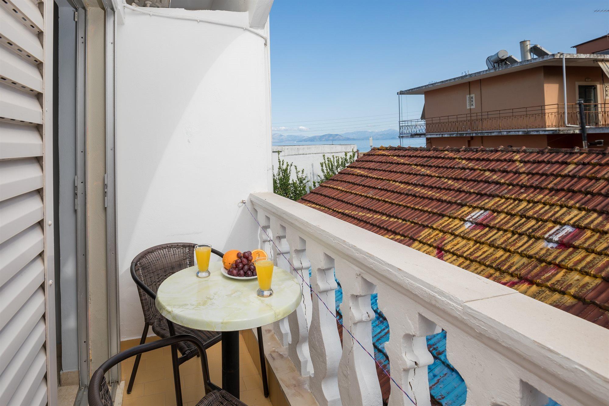 Bella Vista Beach Hotel And Studios Μπενίτσες Εξωτερικό φωτογραφία