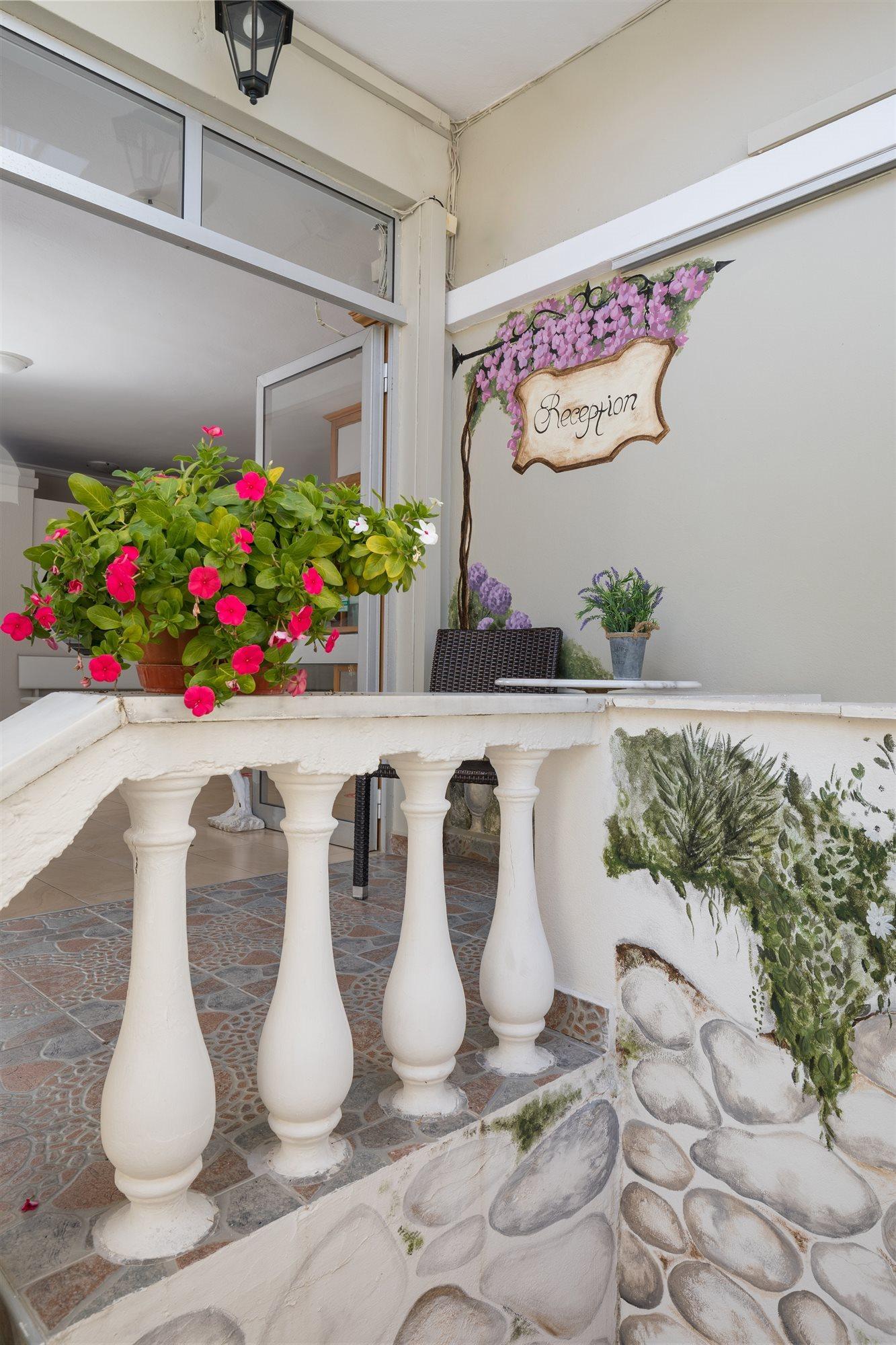 Bella Vista Beach Hotel And Studios Μπενίτσες Εξωτερικό φωτογραφία