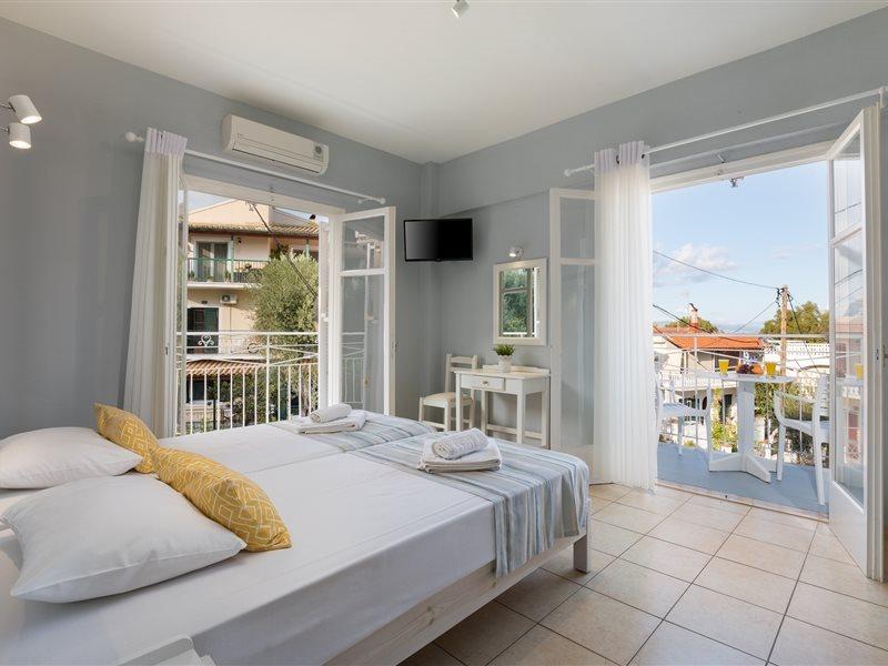 Bella Vista Beach Hotel And Studios Μπενίτσες Εξωτερικό φωτογραφία