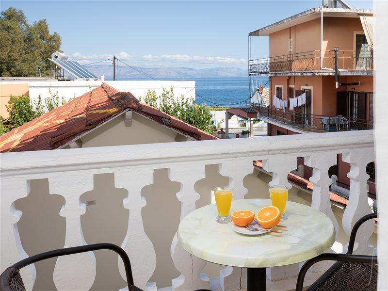Bella Vista Beach Hotel And Studios Μπενίτσες Εξωτερικό φωτογραφία